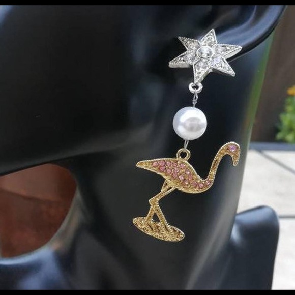 Flamingo Pearl Earrings Statement Jewelry - Picture 1 of 4